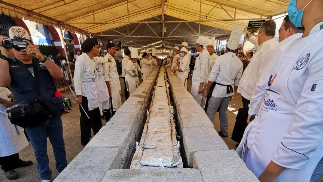 En Tabasco, México rompen un título de Guinness World Records: “El tamal más largo del mundo”