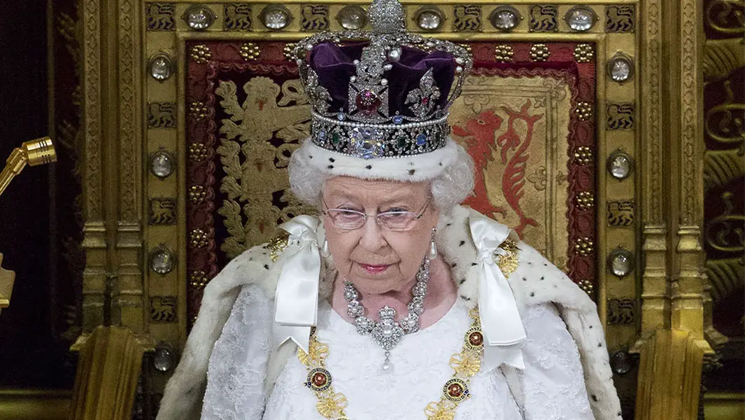 La reina Isabel II muere a los 96 años como la reina más longeva de la historia