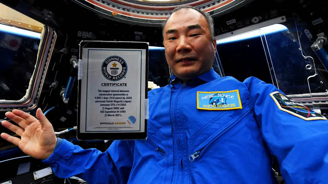 Astronauta japonés rompe récord después de una trayectoria de 15 años entre caminatas espaciales