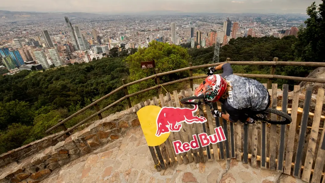 Red Bull rompe nuevamente un récord ciclismo en Colombia