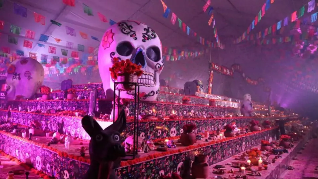 El altar de muertos más grande del mundo está en Hidalgo