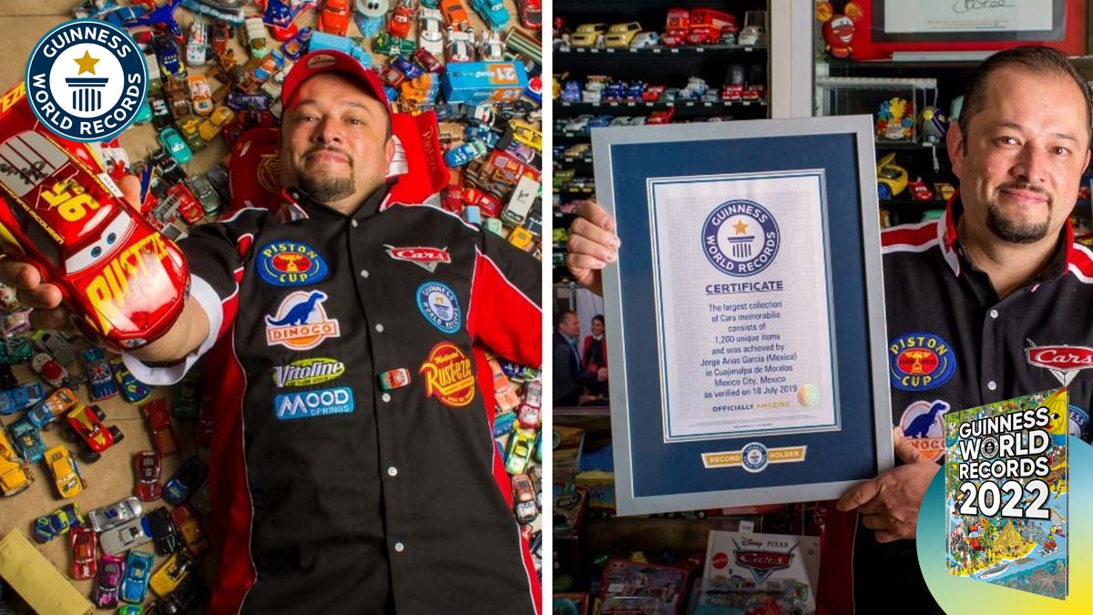 Jorge-Arias-GWR-Book-Largest-Car-Memorabilia