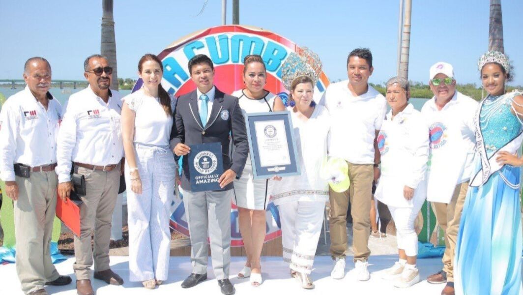 Largest Oyster Cocktail header