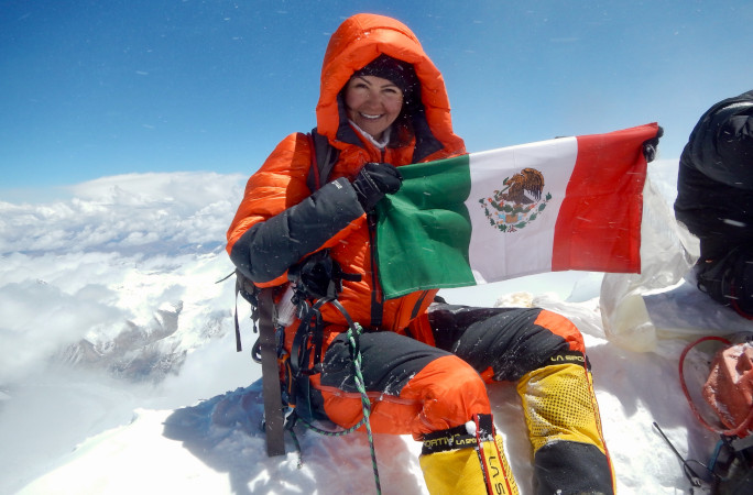 Viridiana en Everest summit
