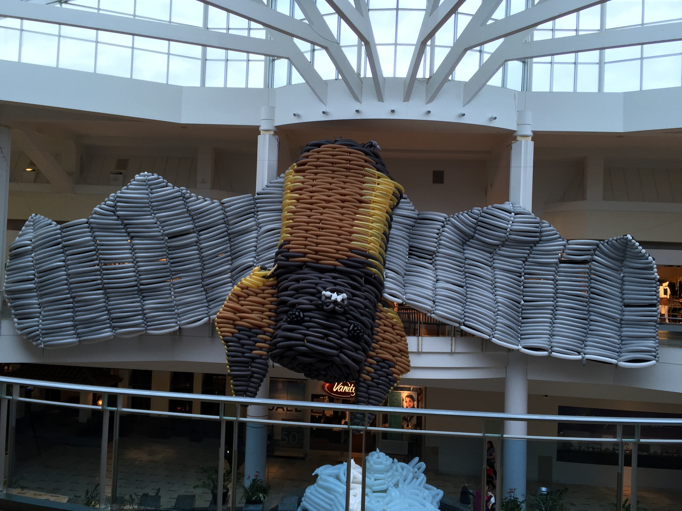 Largest modelling balloon sculpture by an individual | Guinness World ...